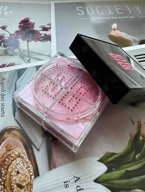 Румяна Givenchy Prisme Libre Blush 